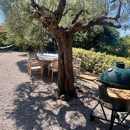 Villa Familiale Avec Vue Imprenable Saint-Raphaël Eksteriør billede