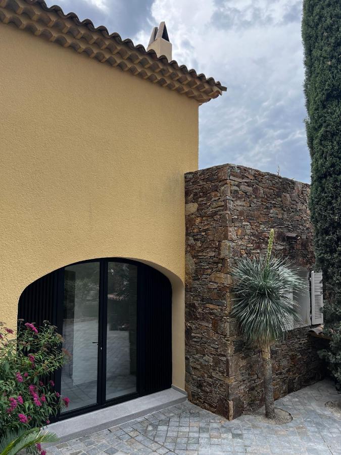 Villa Familiale Avec Vue Imprenable Saint-Raphaël Eksteriør billede