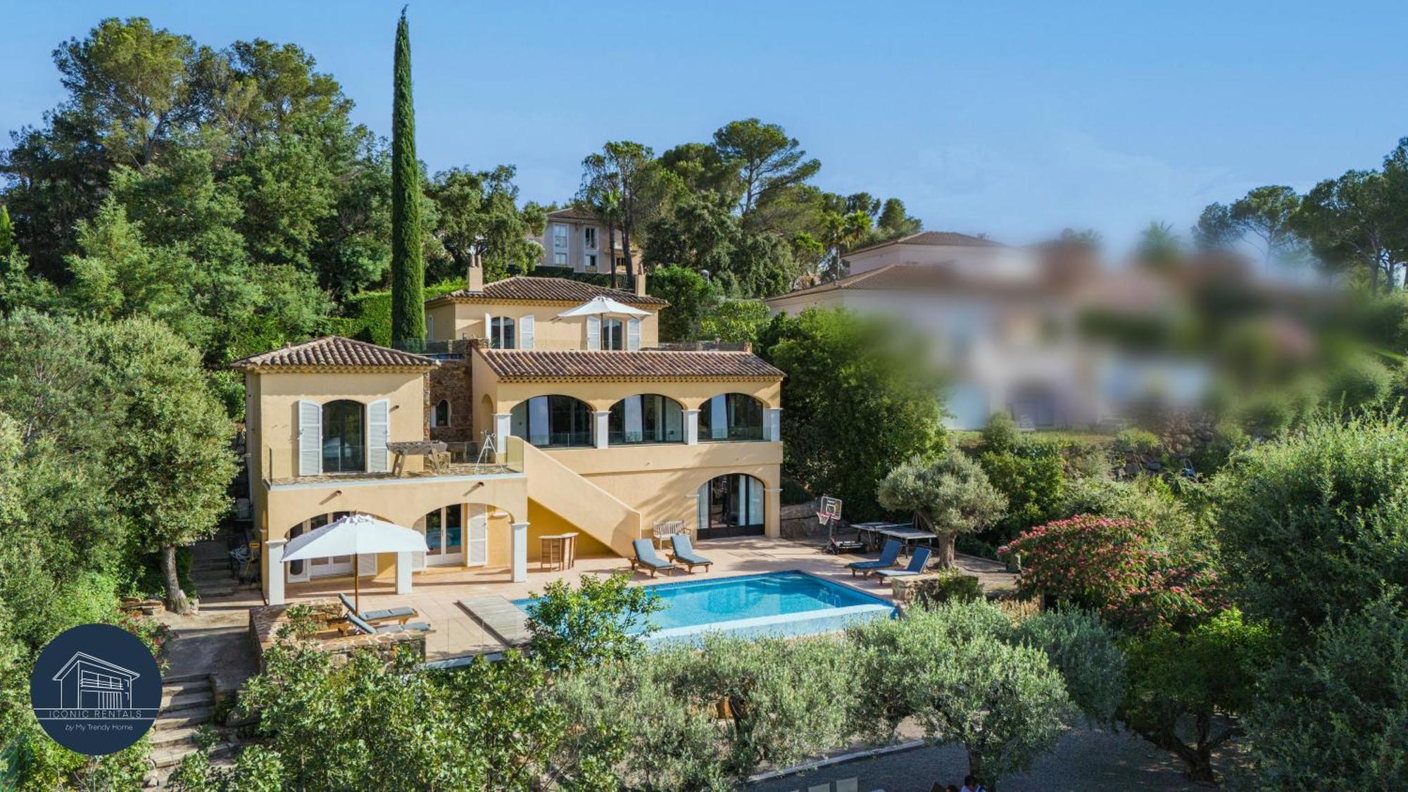 Villa Familiale Avec Vue Imprenable Saint-Raphaël Eksteriør billede