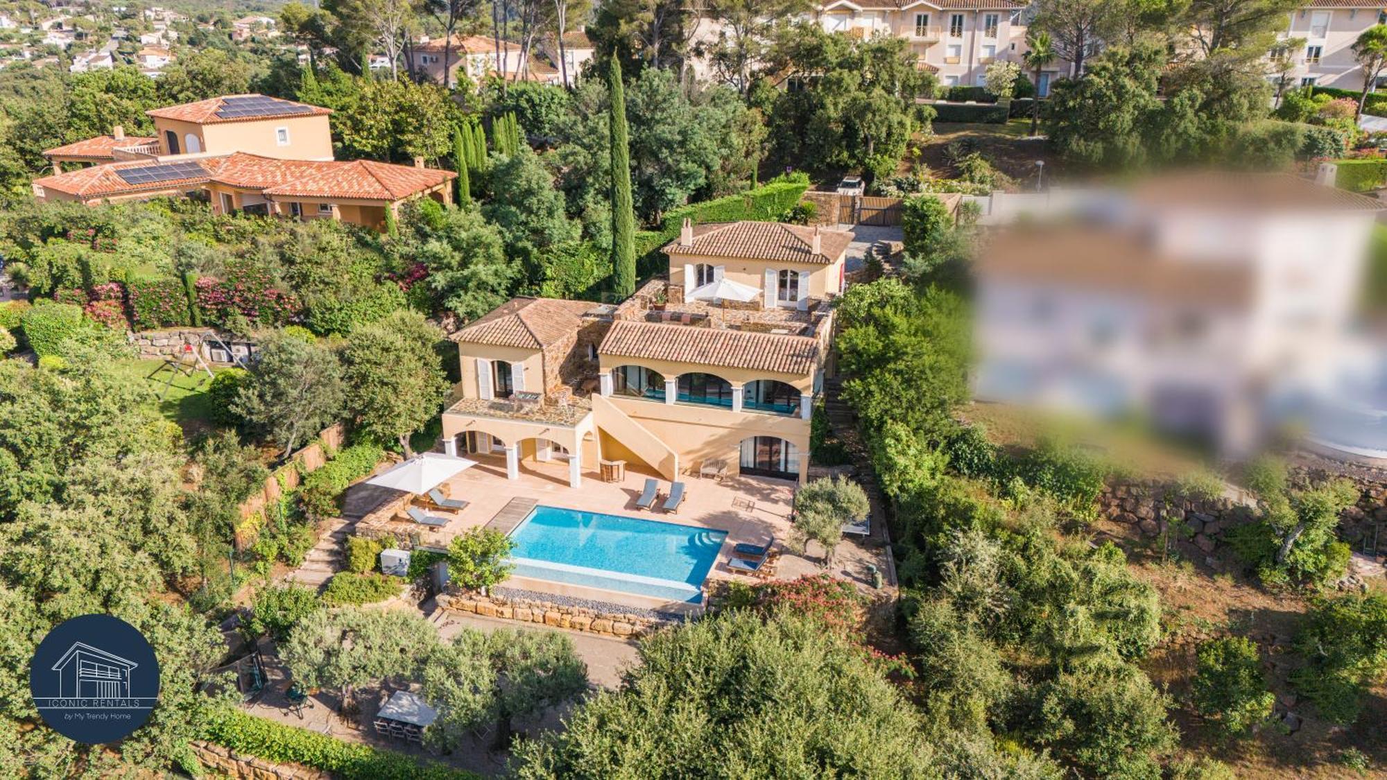 Villa Familiale Avec Vue Imprenable Saint-Raphaël Eksteriør billede