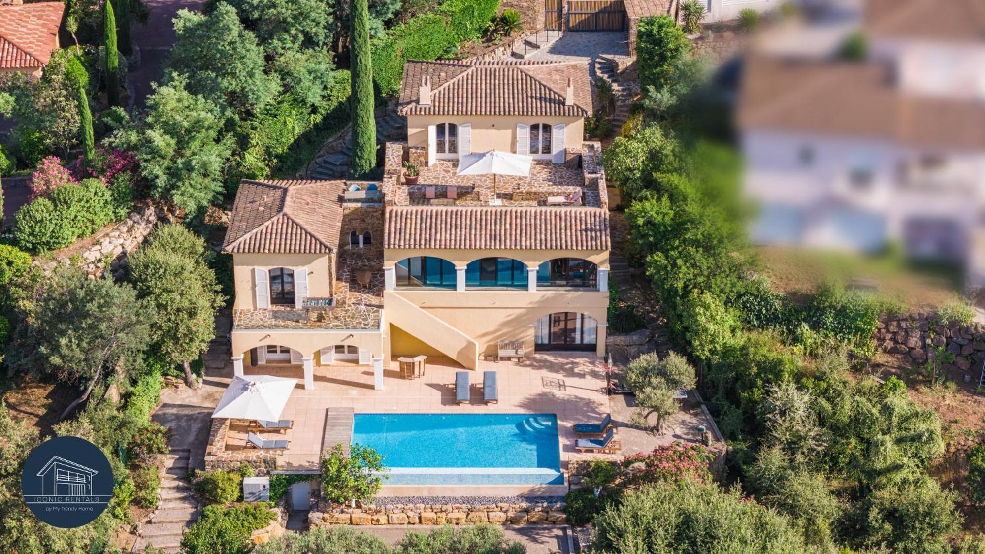 Villa Familiale Avec Vue Imprenable Saint-Raphaël Eksteriør billede